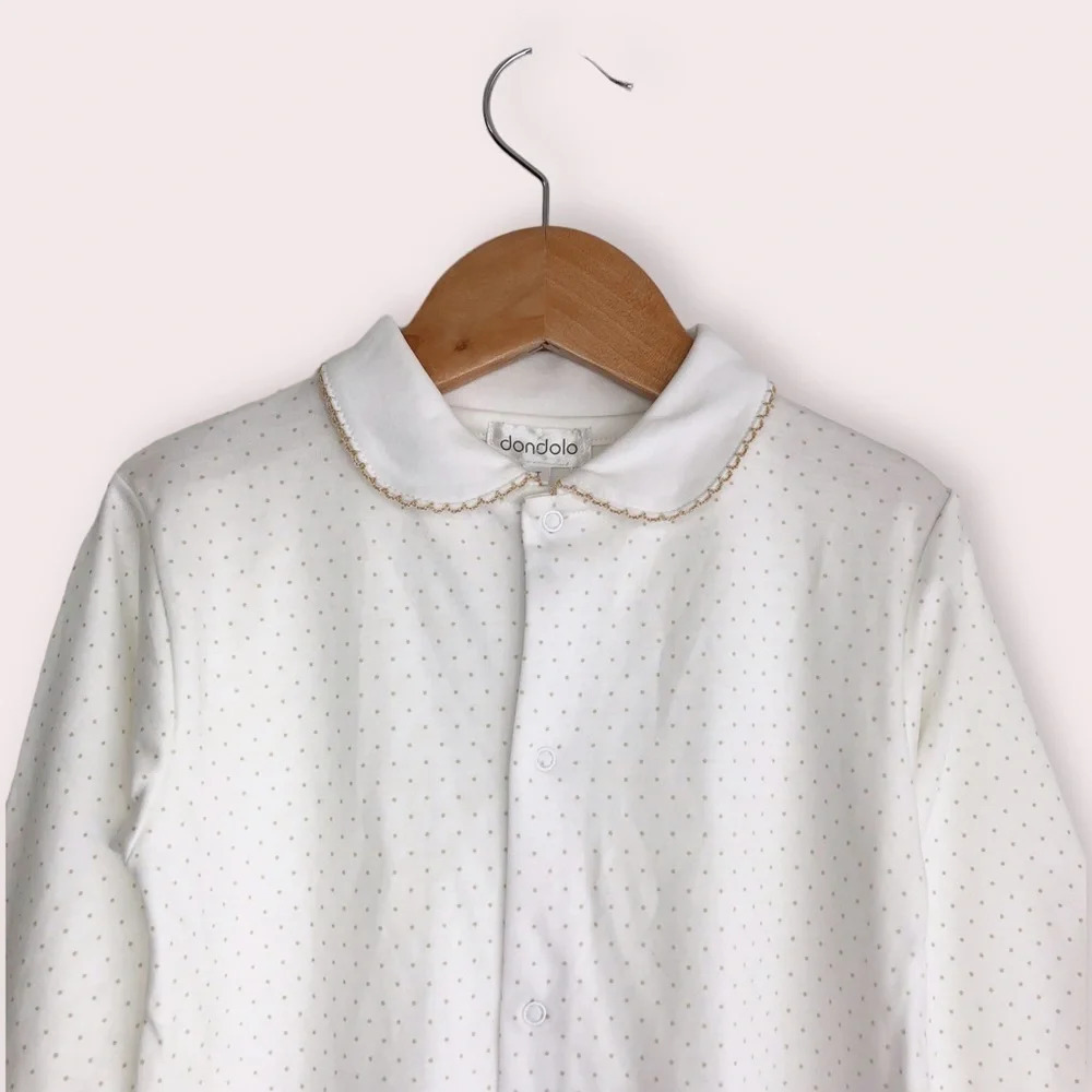 NWT Dondolo footie sleeper white with tiny taupe polka dots size 2T